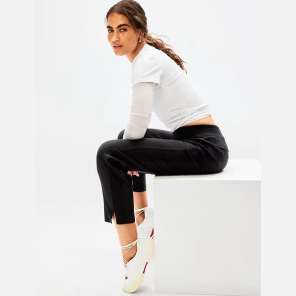 Athleta Brooklyn Mid Rise Ankle Pant in Black | Size 12 - Picture 3 of 10